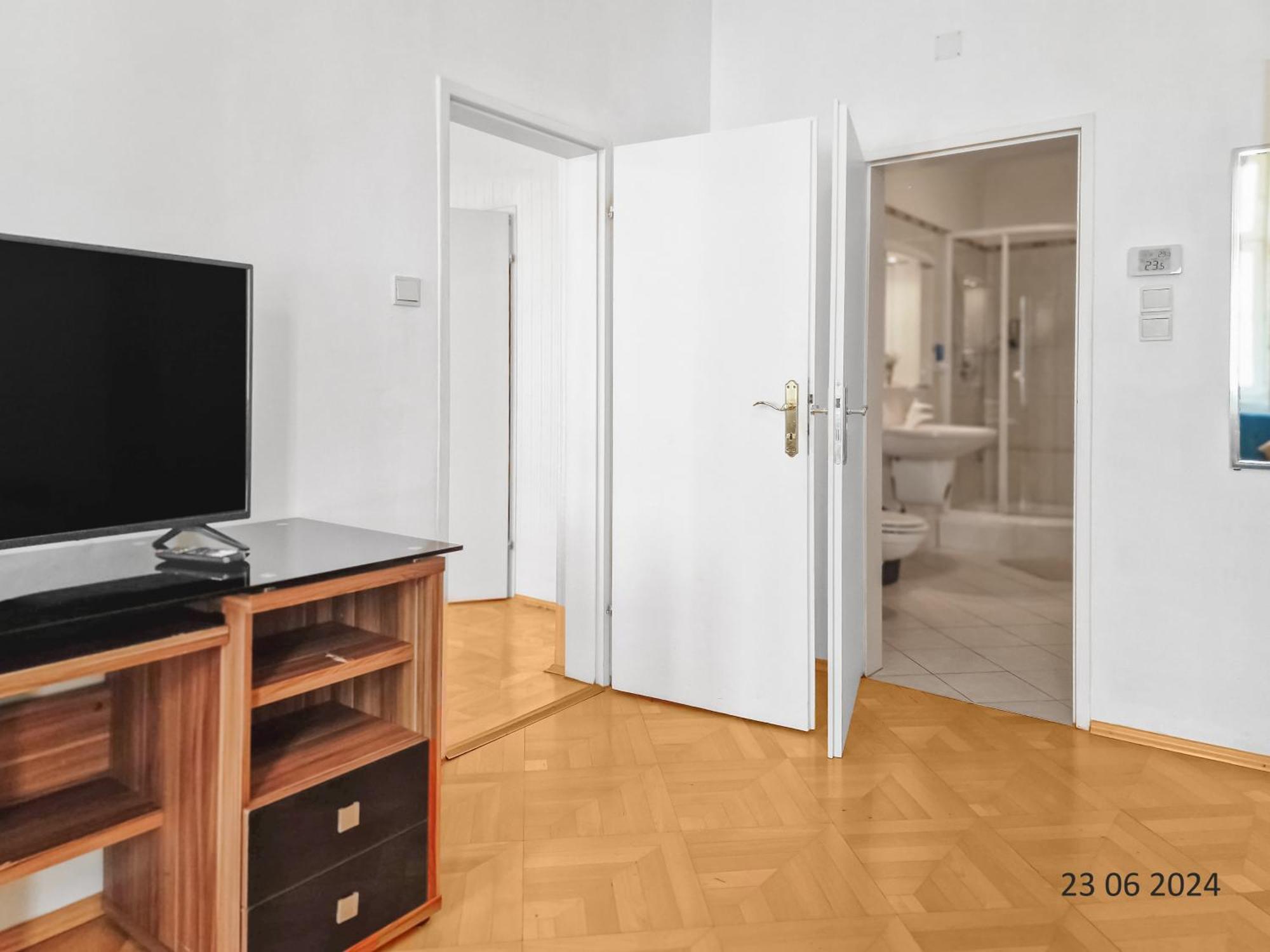 Four-bedroom, Four King-size Comfort Apartment Wien