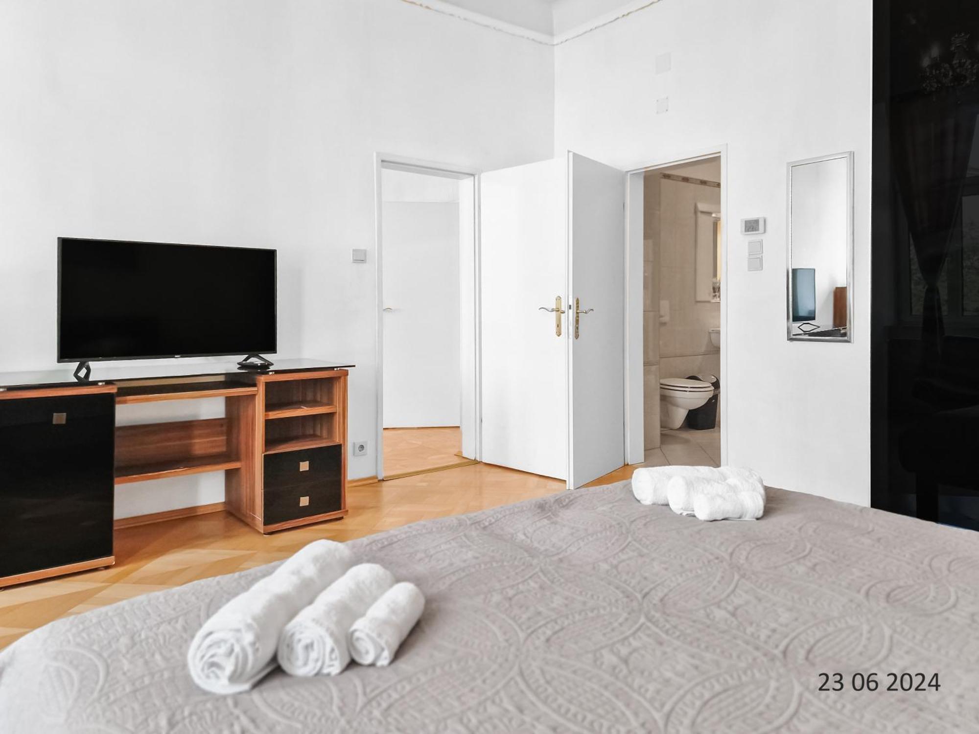 Four-bedroom, Four King-size Comfort Apartment Wien
